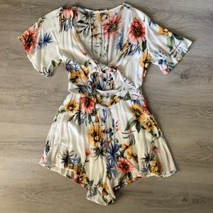 Floral short romper